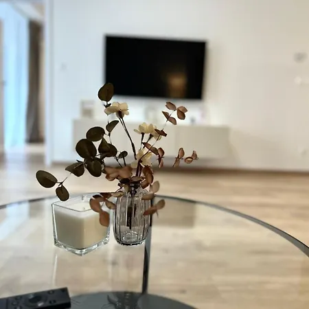 2 Apartment, New Building, Balcony, 208 아파트 *