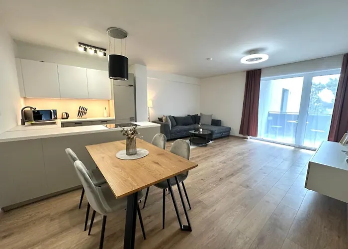 아파트 2 Apartment, New Building, Balcony, 208 *