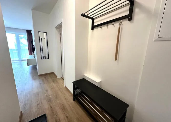 شقة 2 Apartment, New Building, Balcony, 208 Rovinka