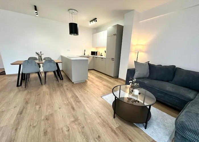 شقة 2 Apartment, New Building, Balcony, 208